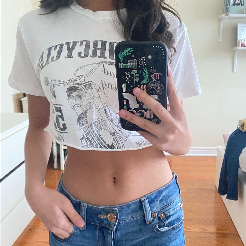 Garage cropped t shirt
